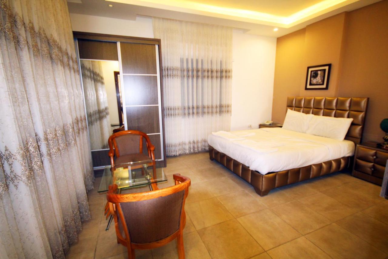 سما عمان للشقق الفندقية Sama Amman Hotel Apartments Exteriör bild